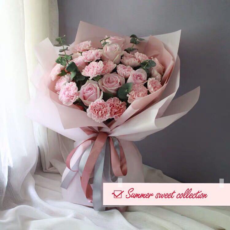 Flower Bouquet |Rose Bouquet| Carnation Bouquet| Sweet Macaroon | Rose  Flower Bouquet | Birthday Gift | Anniversary Gift | Proposal Flowers,  Hobbies & Toys, Stationery & Craft, Flowers & Bouquets On Carousell