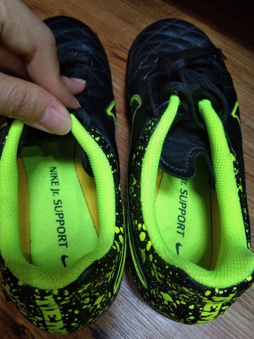Nike tiempo jr support on sale