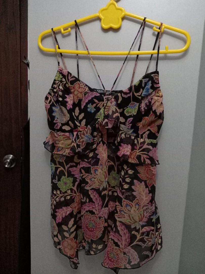 Sexy Floral spaghetti top (Category: Sleeveless) located in Manila. Submitted by declutter_with_s (Listing ID 240102993, Image 1). Description: paisley, floral, party or casual summer top, this is it! ❤.