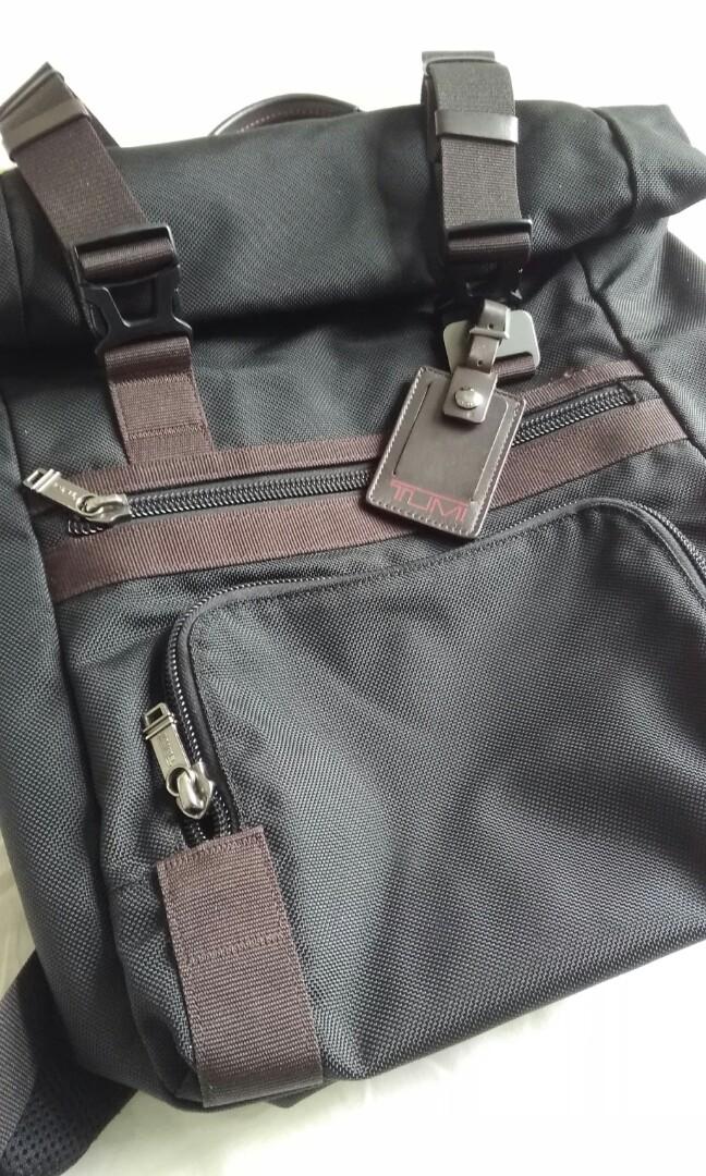 Tumi backpack （分類：背包）位於 Hong Kong。 由 iris882000 提交（商品編號 239924656，圖片 1）。簡介： 。