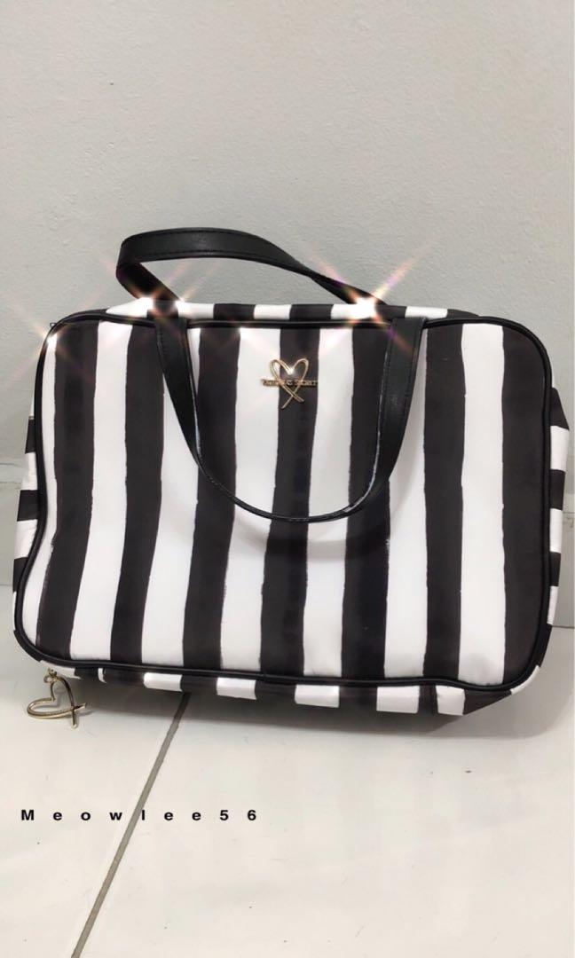 Victoria Secret Make Up Pouch Travel Toiletries Bag Women S