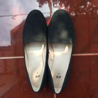 H&M Black Flatshoes
