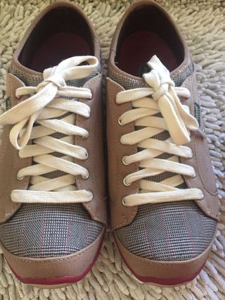 (Category: ) located in . Submitted by shopaholic_ann (Listing ID 237929915, Image 1). Description: .