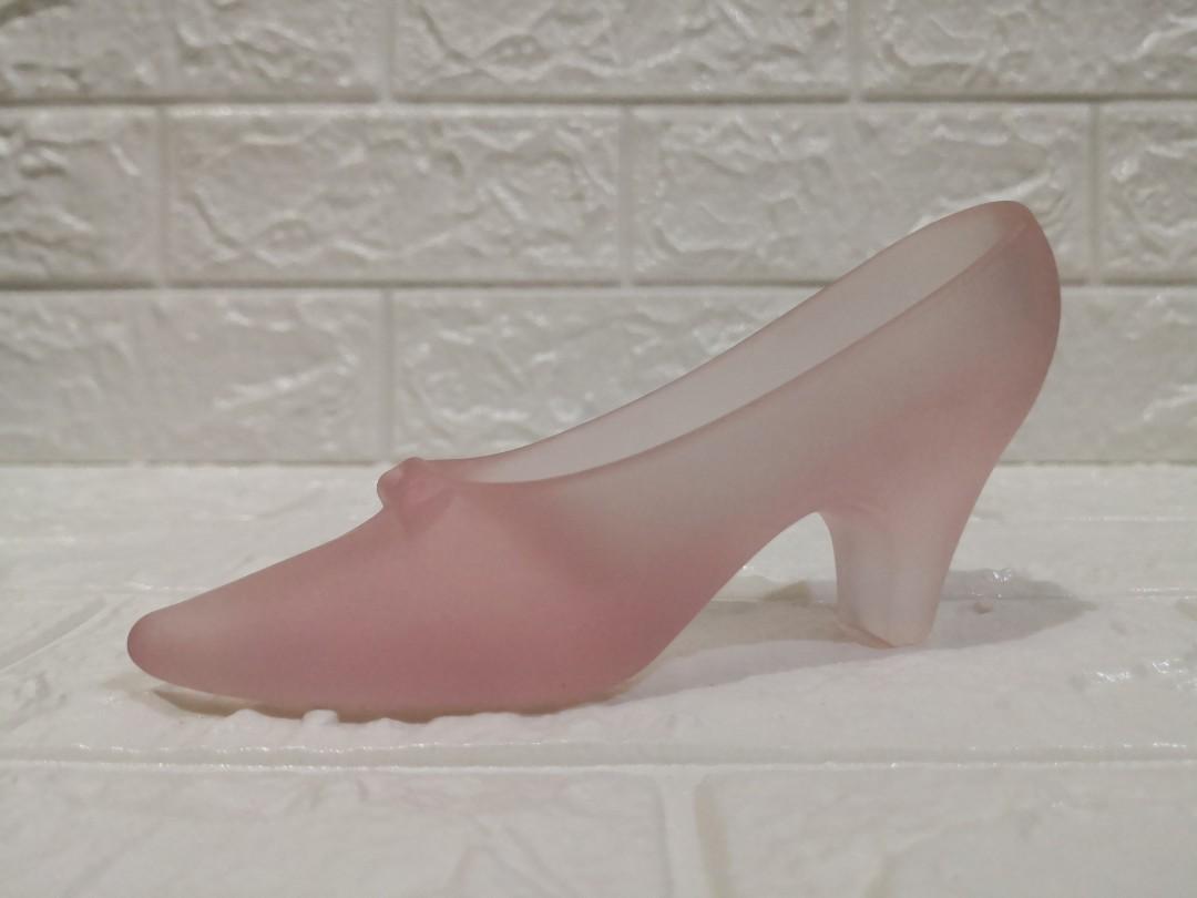 glass shoe decoration