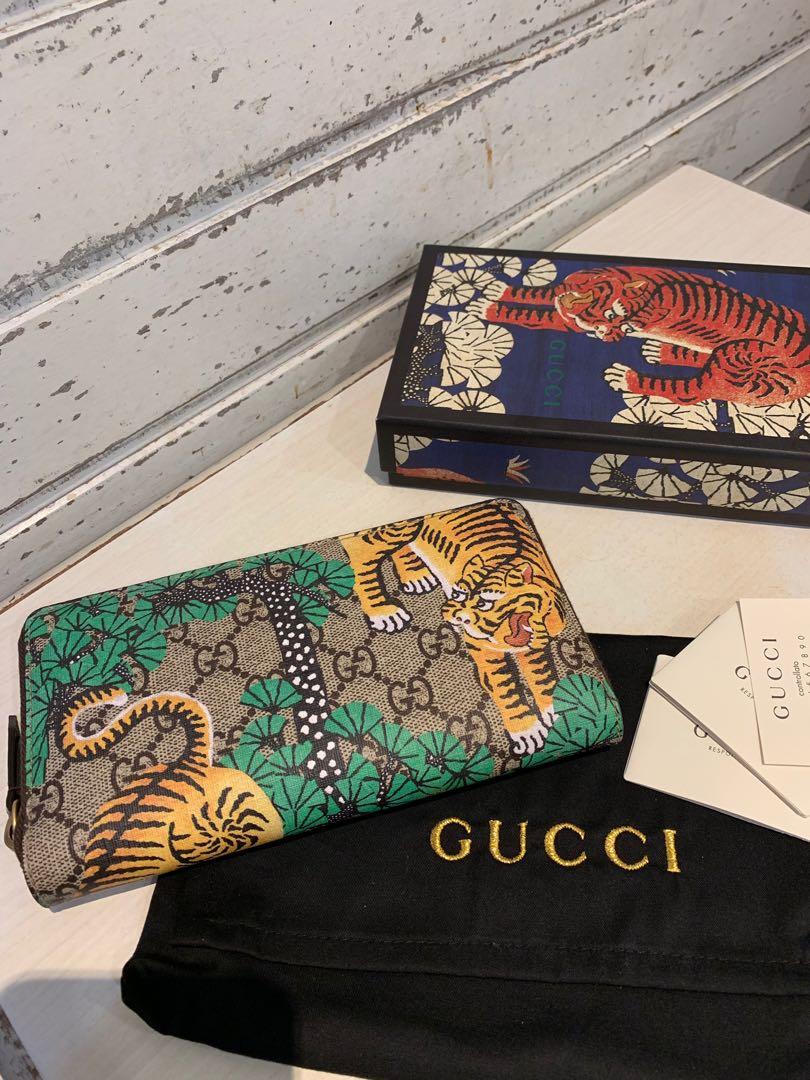 authentic and brand new GUCCI GG Supreme Zip around wallet in Tiger Print Luxury Bags Wallets on Carousell