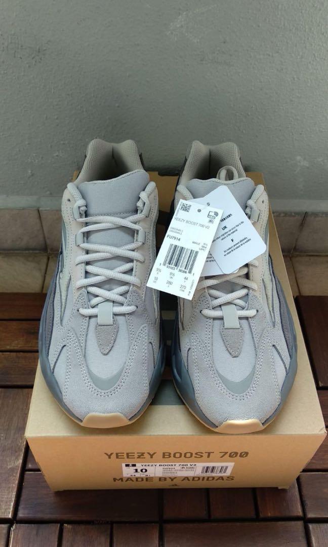 yeezy 700 grey gum