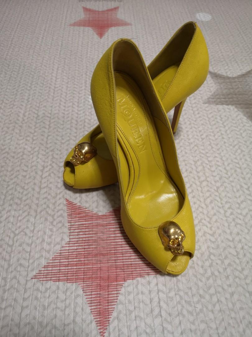 Alexander Mcqueen Shoes Heel Court shoes Women s Fashion