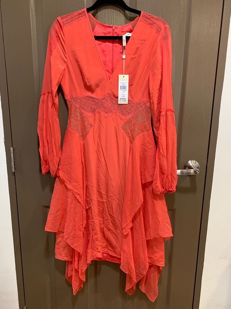 Bnwt Bcbg Runway Cocktail Dress Women S Fashion Dresses Sets Dresses On Carousell