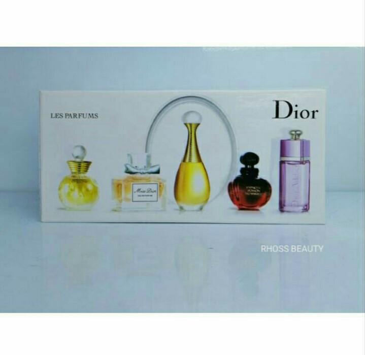 Freepostage Christian Dior 30 Montaigne 5 Piece Miniature Fragrance Collection For Women Health Beauty Perfumes Nail Care Others On Carousell