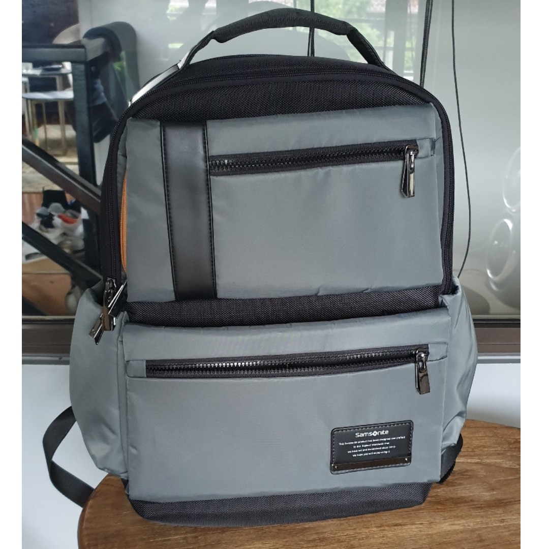 Fs Samsonite Openroad 15 6 Inch Laptop Backpack Like New Like Tumi Men S Fashion Bags Wallets Backpacks On Carousell