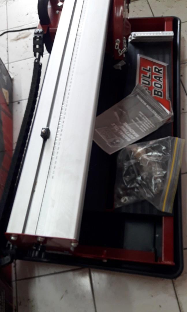 Full Boar Radial Tile Cutter Cutting 