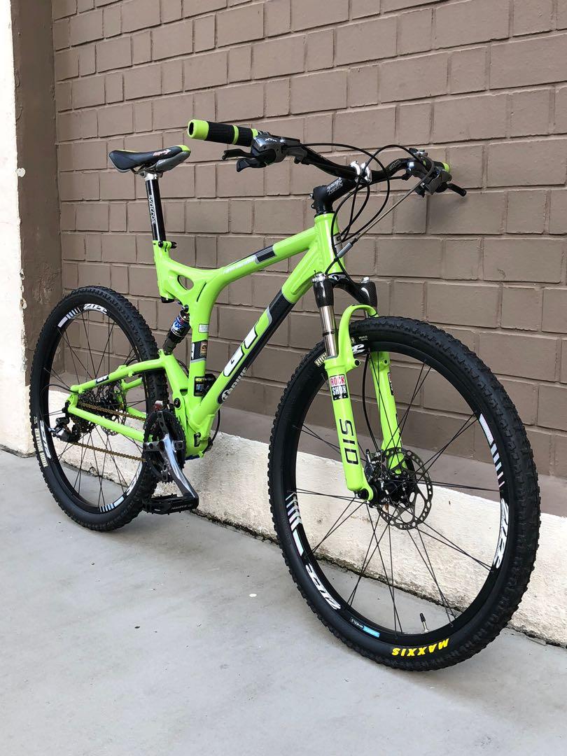 gt idrive mountain bike