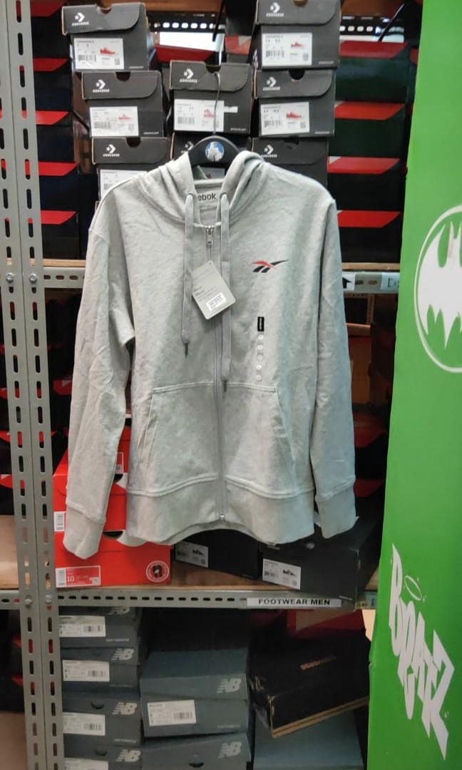 Jaket reebok shop sport station