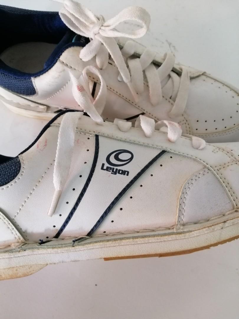 cheap used bowling shoes