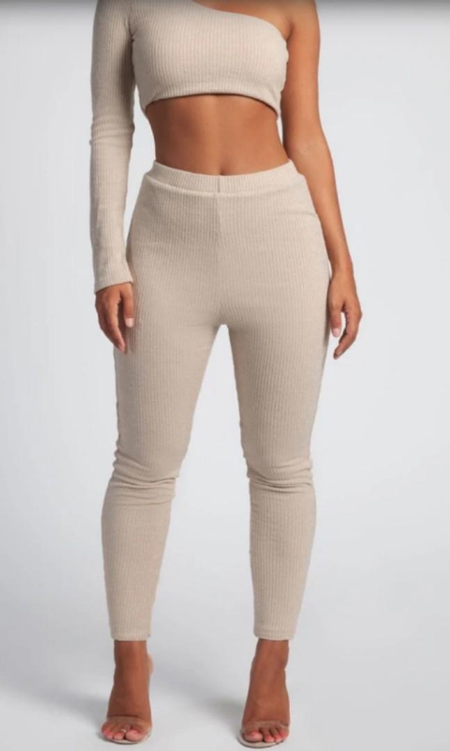 beige knit leggings