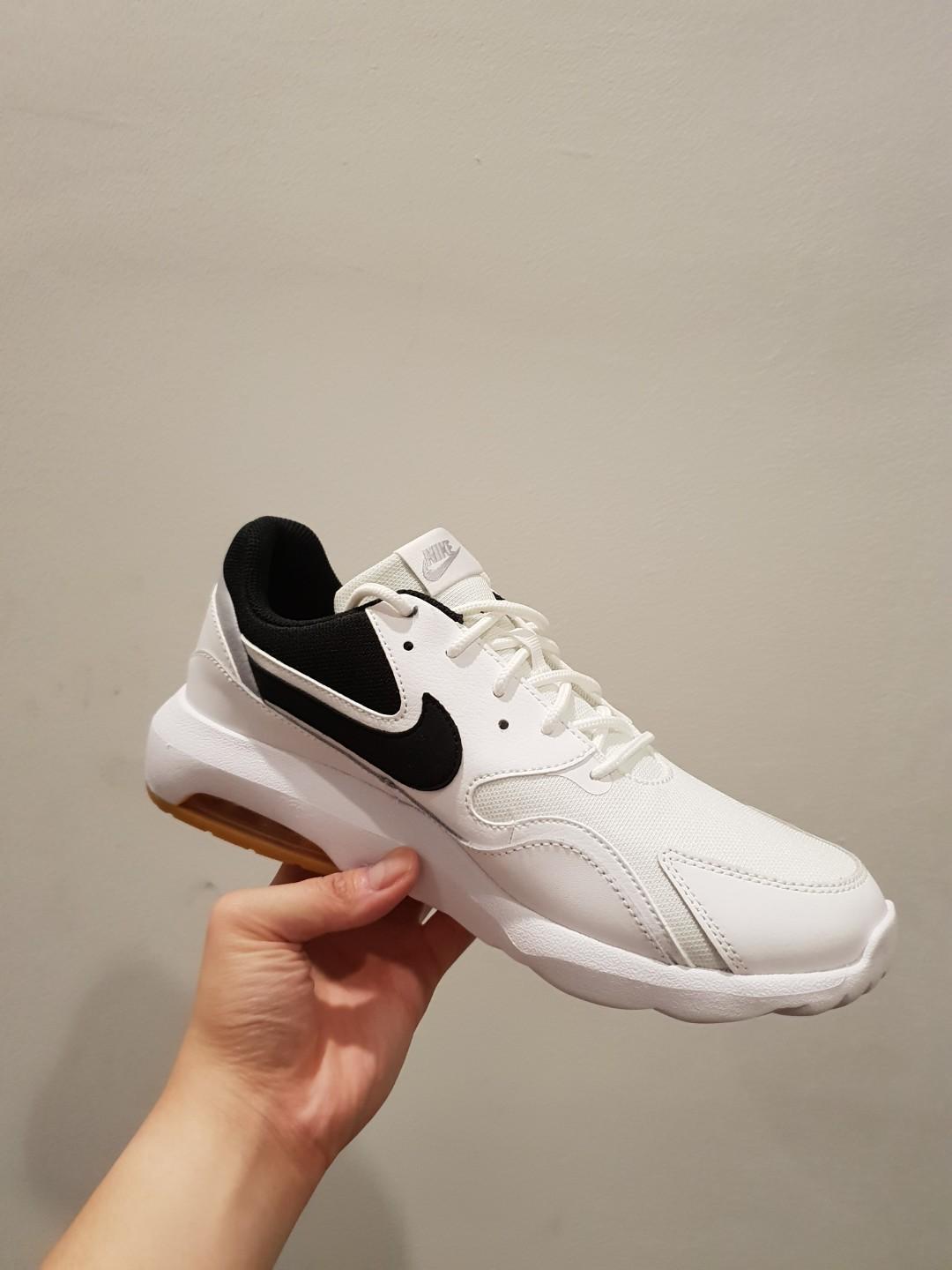NIKE Air Max Nostalgic Men s Fashion Footwear Sneakers on Carousell
