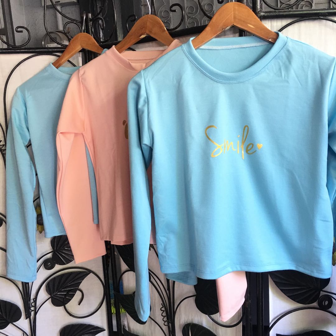 Pastel color cropped top, Women's Fashion, Tops, Longsleeves on Carousell