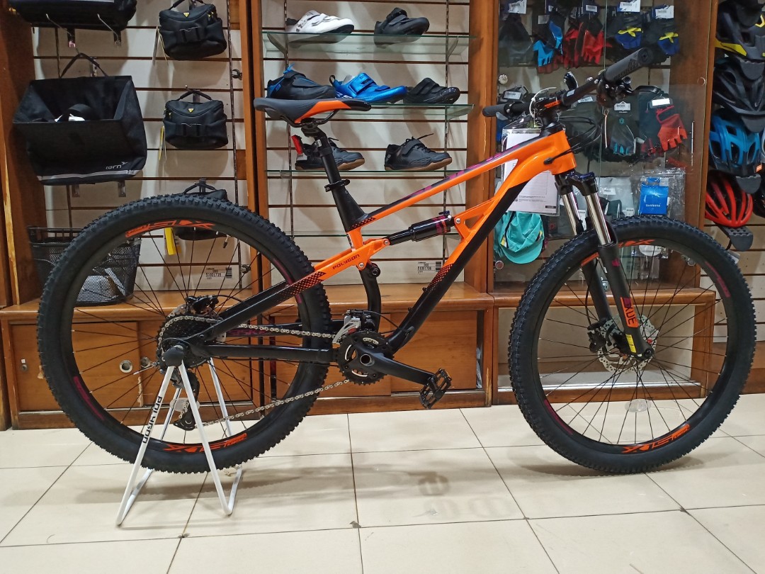 Sepeda Polygon Siskiu D5 Bisa Di Cicil Tanpa Kartu Kredit Gratis 1x Cicilan Olah Raga Sepeda Di Carousell