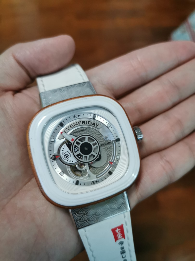 Sevenfriday off series cheap