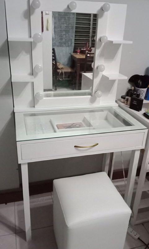 Small Vanity Dresser Clothing, Vanity With Mirror And Chair