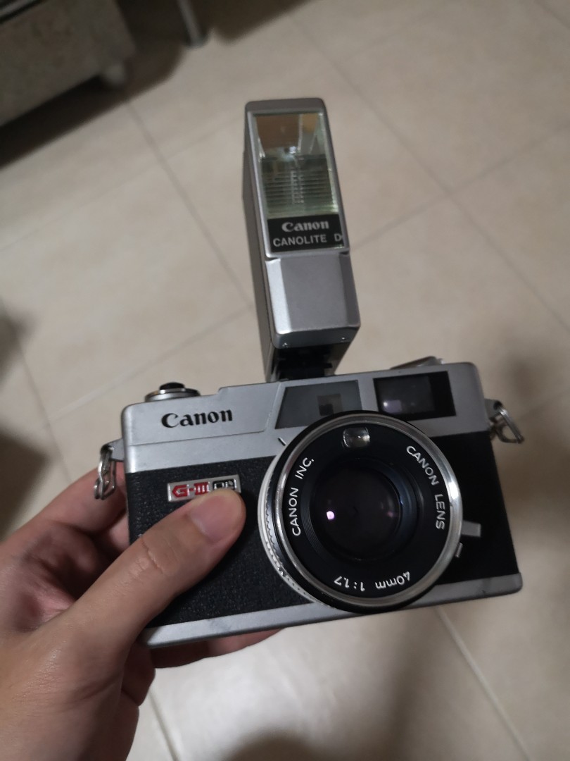 Vintage Canon QL17 GIII Film Camera with Flash, Photography, Cameras on Carousell