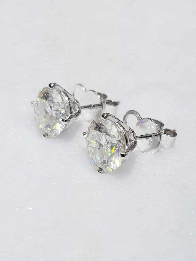 3ct Tiffany 18k Setting Moissanite Diamond On Carousell