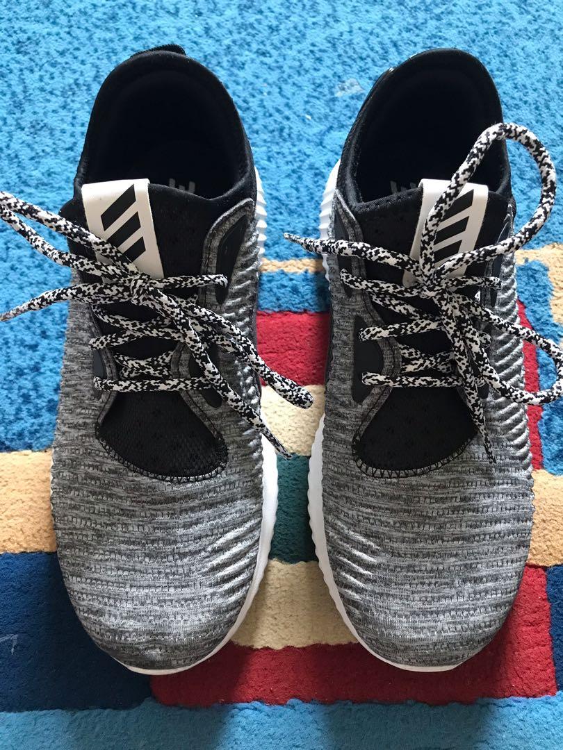 Adidas Women’s Alphabounce (Category: Sneakers) located in Mandaluyong City. Submitted by theblended (Listing ID 240457601, Image 1). Description: ✅ Pre-loved Women’s shoes ✅ overall in very good condition ✅ US 7 pls see measurements for exact fitting ✅ no issues ✅ Fix price already. Original price 6k ✅ No box.