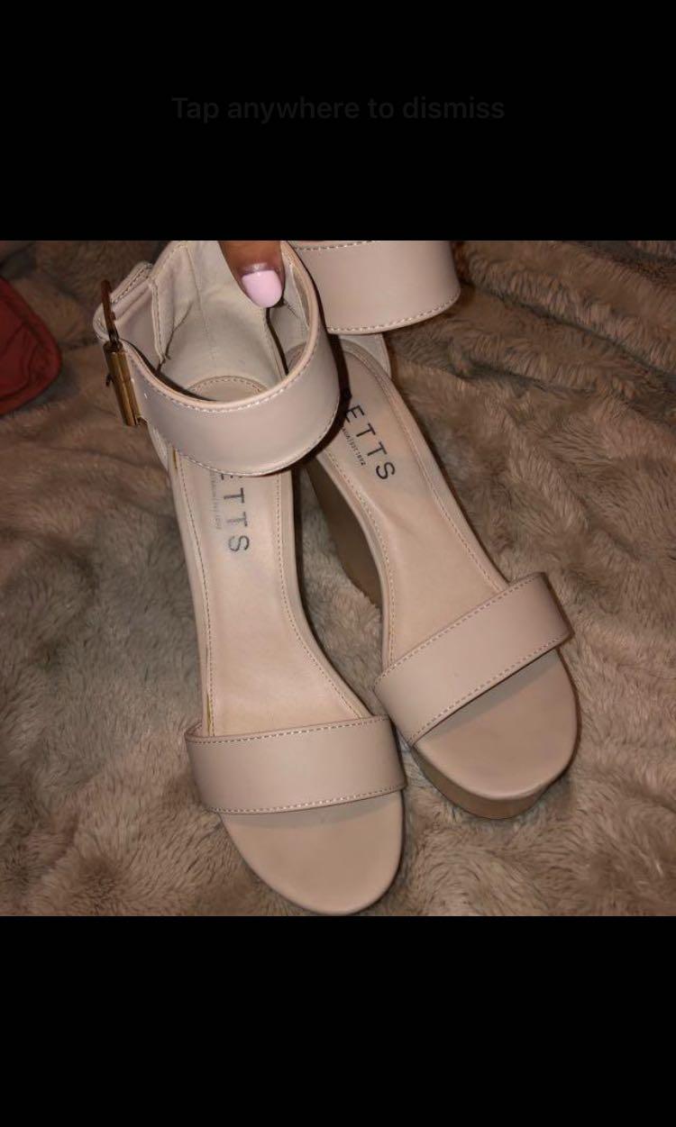 betts nude wedges
