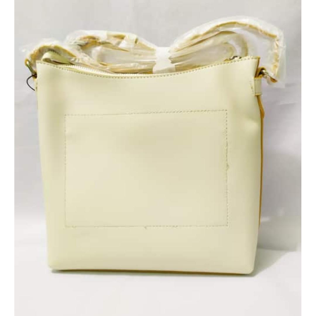 Pochette online carpisa 2019