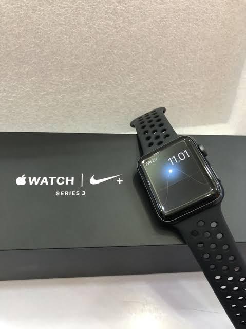 Iwatch series 3 black clearance