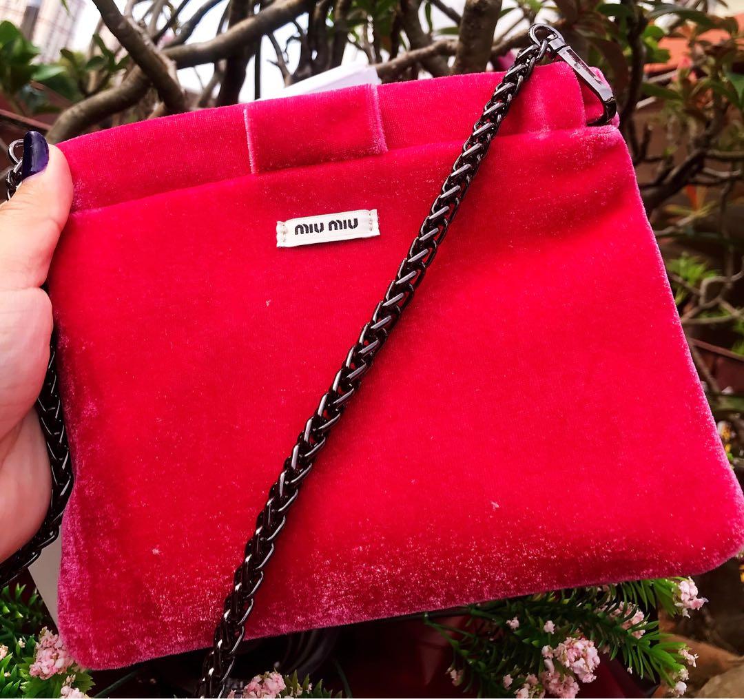 Miu miu online velvet pouch