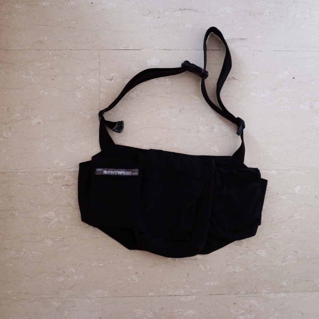 Newswear large fanny discount pack
