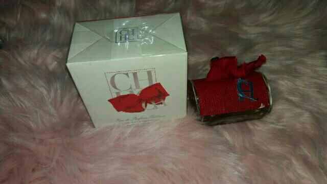 Carolina herrera eau de parfum 2025 sublime