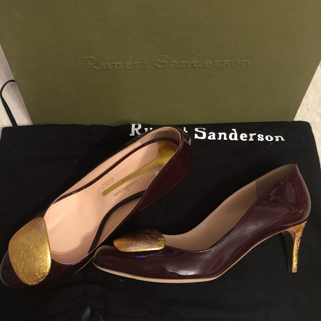 rupert sanderson gold pump