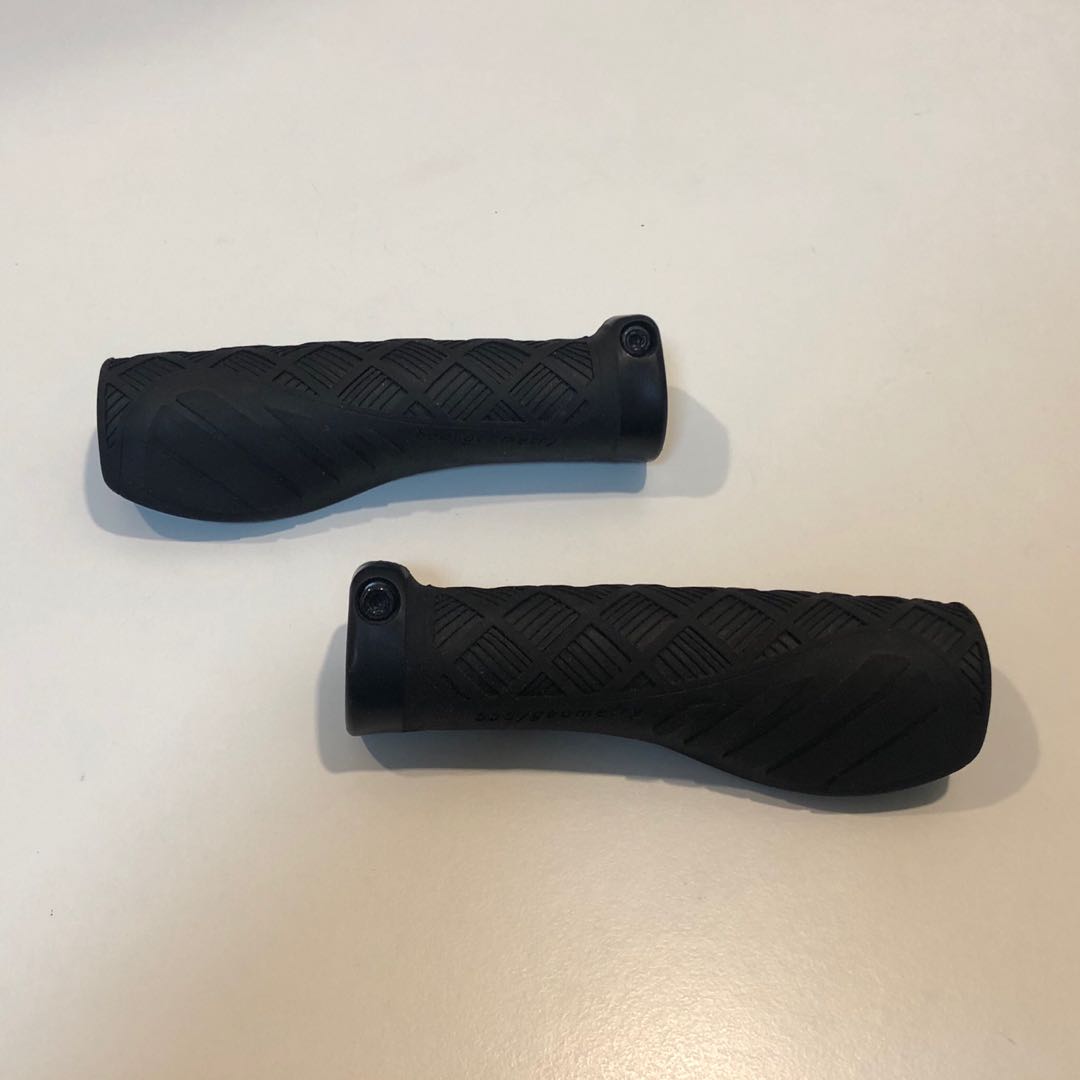 specialized ergonomic grips
