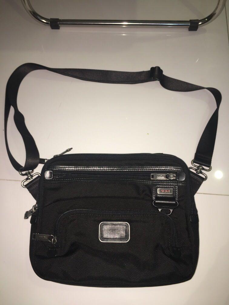 FLASH SALE Tumi Alpha Bravo Buckley Daybag for iPad 22315DH