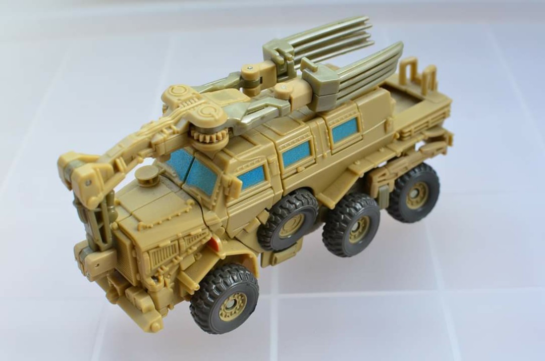 TRANSFORMERS MOVIE SERIES 1 BONECRUSHER (Deluxe Class) 100 Original