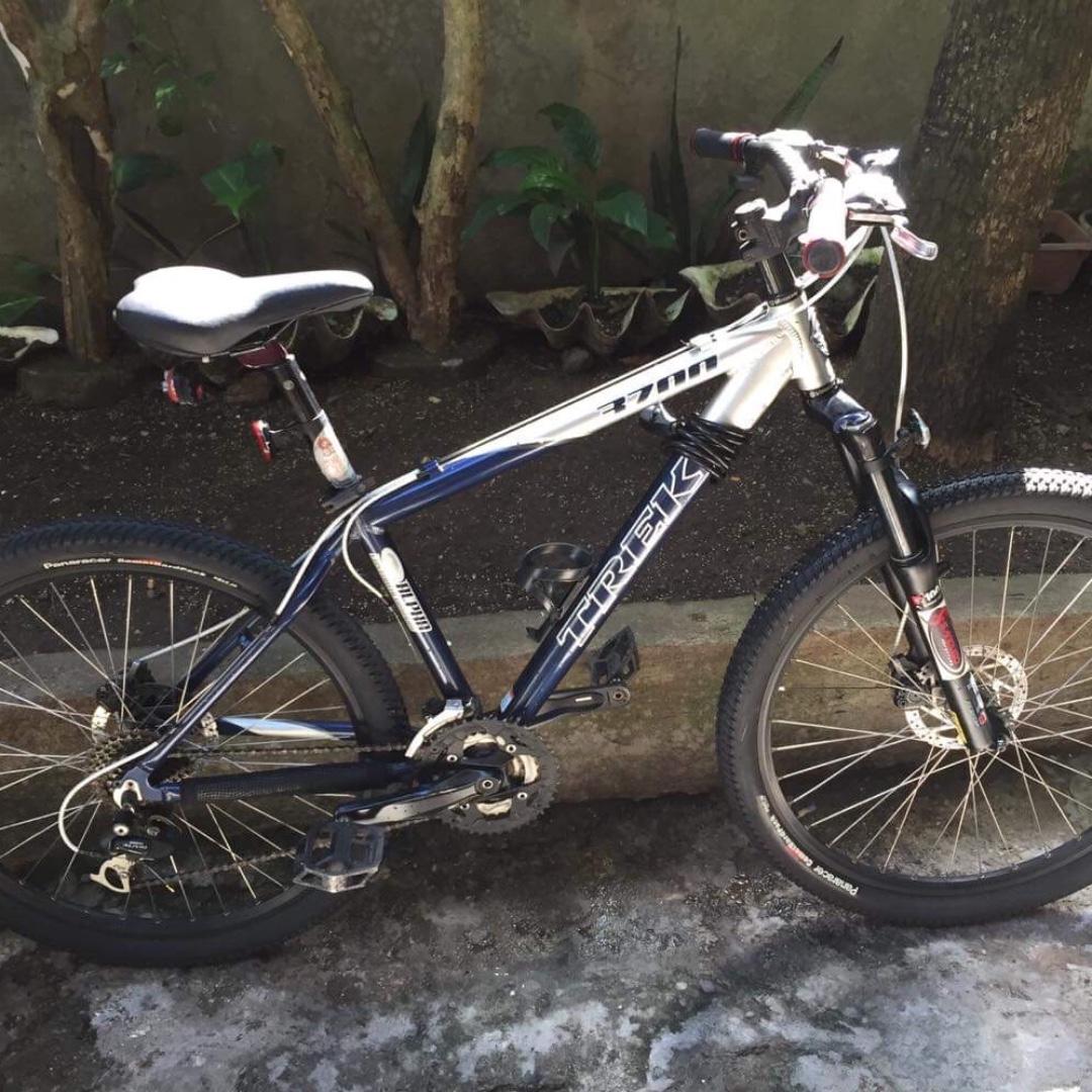 trek 3700 price used