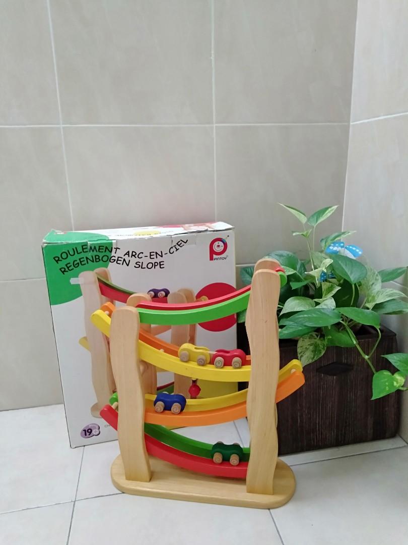 Wooden Regenbogen slope, Babies & Kids, Infant Playtime on Carousell