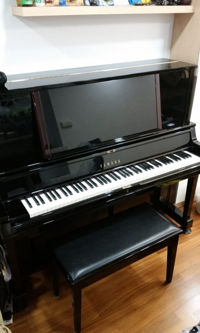 Yamaha Piano YUS5 Silence, Hobbies & Toys, Music & Media, Musical