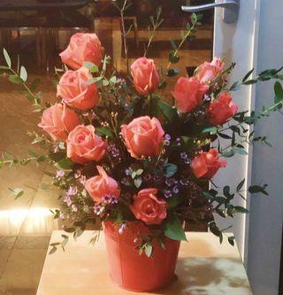 Flowers - A Bucket of Roses
