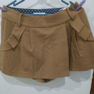 Iora short pants (size S)