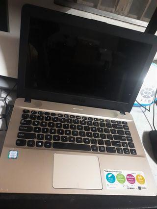 ASUS X441U
Laptop