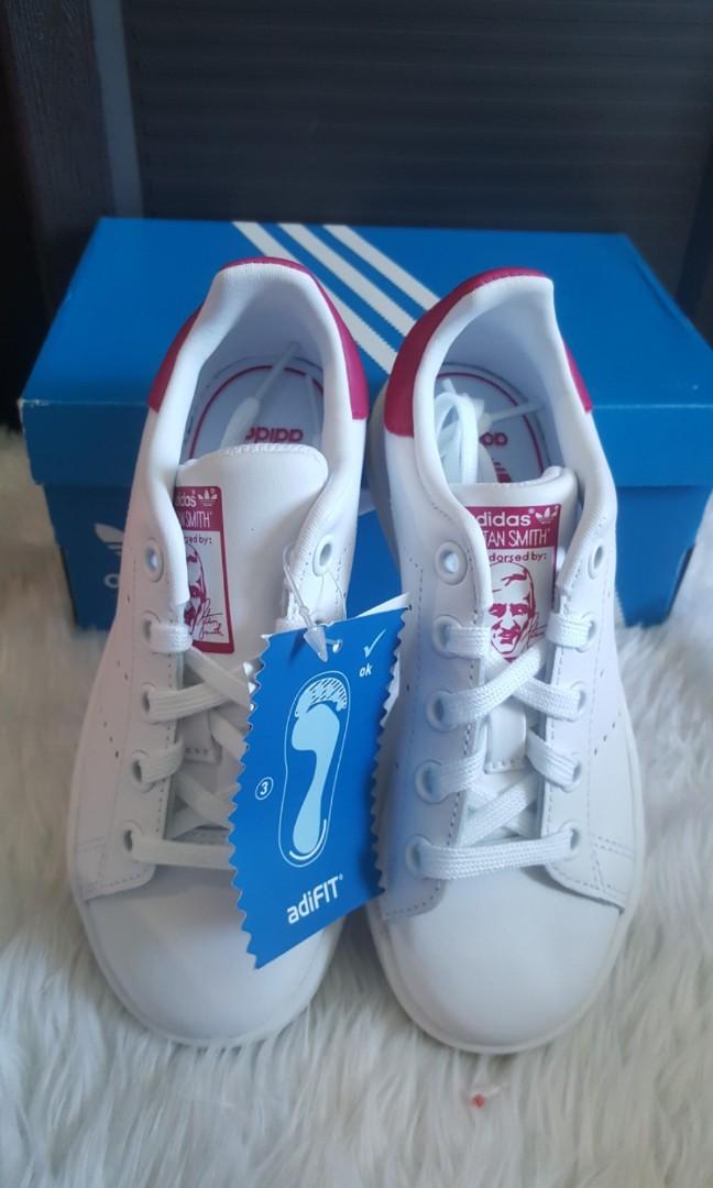 Adidas Stan Smith (Category: Babies & Kids Fashion) located in Cebu City. Submitted by authenticcebu (Listing ID 240708040, Image 1). Description: Original Stan Smith for Kids Age 5-8yo please check size.. Size 29 and 30.5 Php 2500 only MOP: BPI/ Gcash/ Remittance.