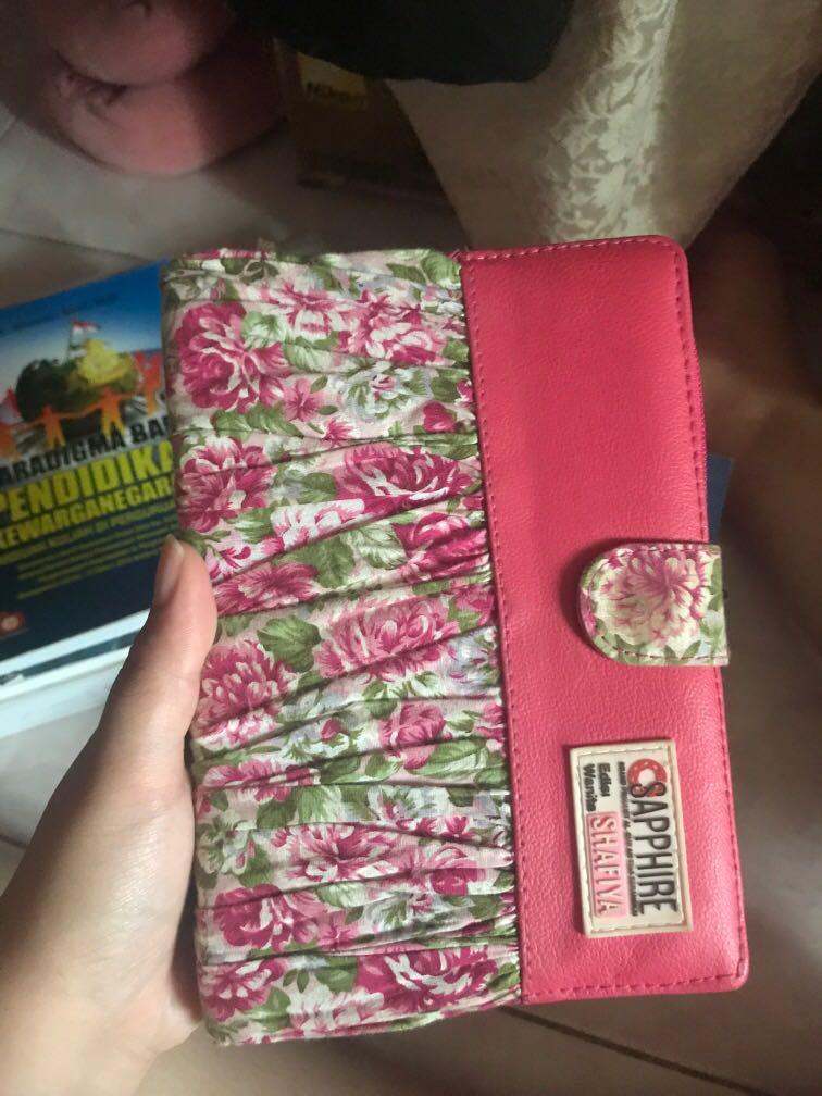 Alquran Bunga Bunga Books Amp Stationery Books On Carousell