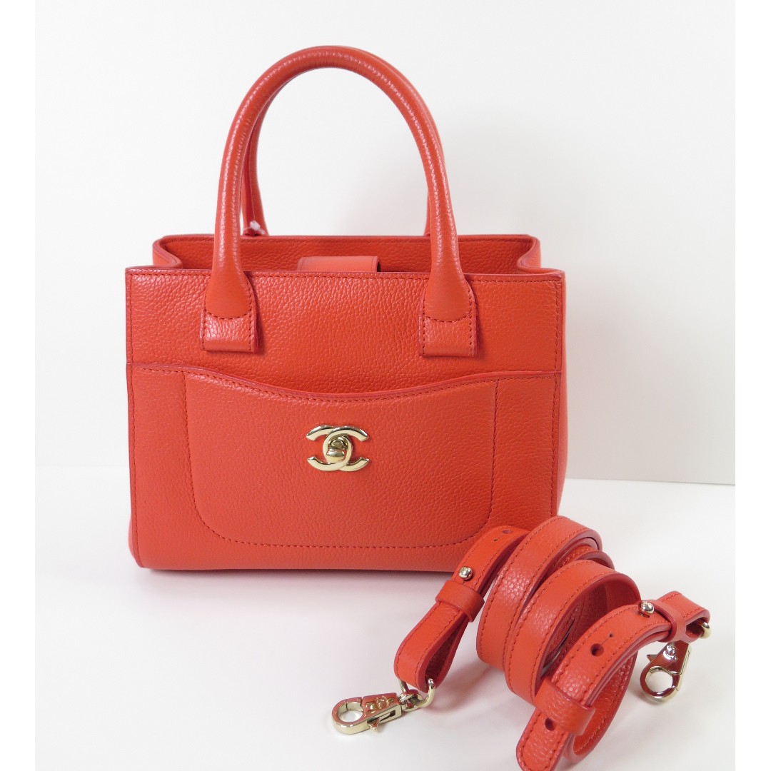 CHANEL Neo Executive Tote Size Small Leather Red A69929