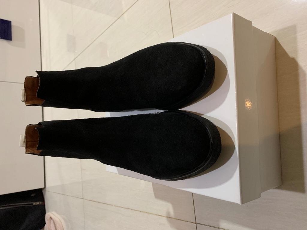 Common Project Black Suede Chelsea Boots Fesyen Pria Sepatu Sepatu Boot Di Carousell
