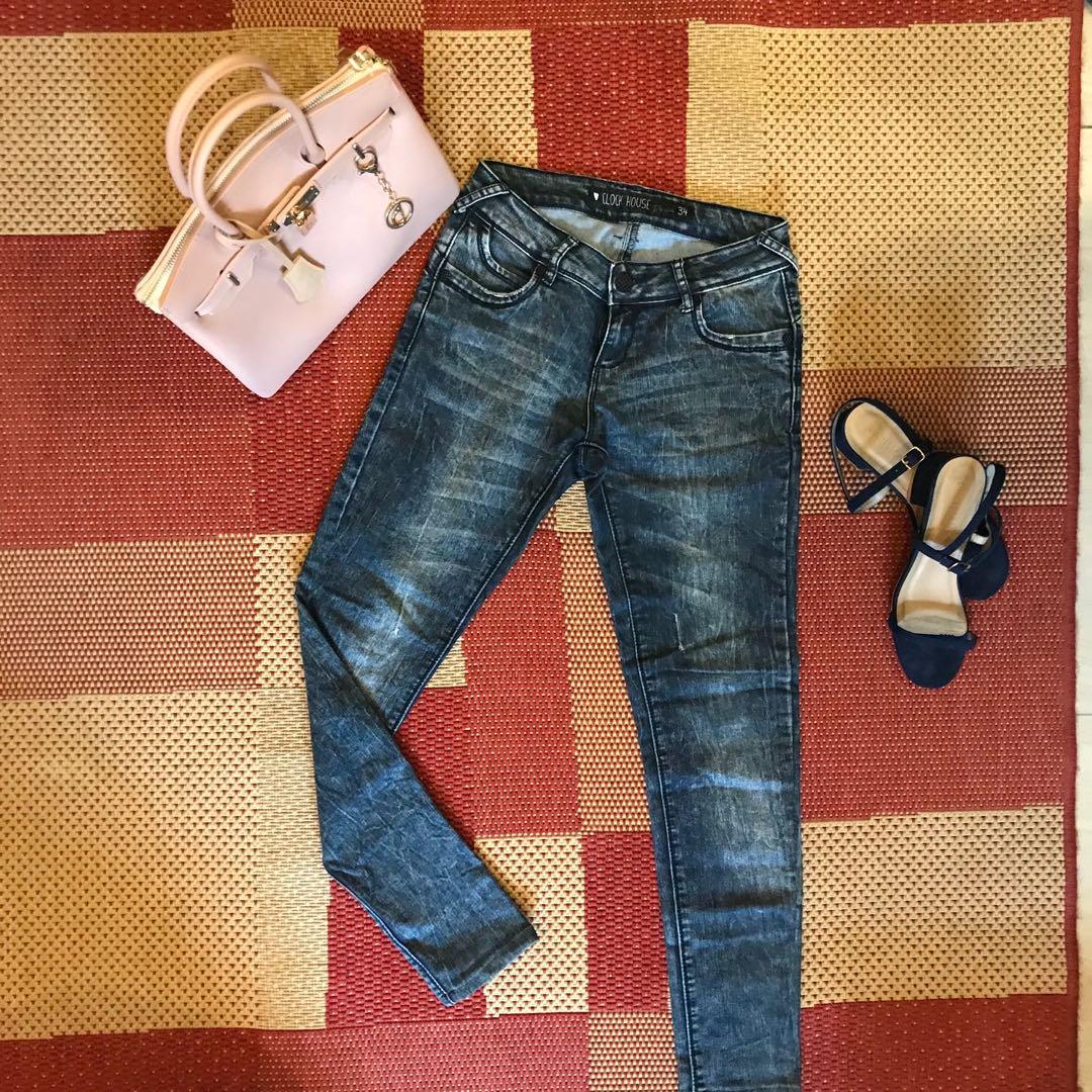 clockhouse jeans price