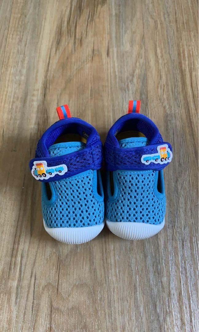 size 18 baby shoes