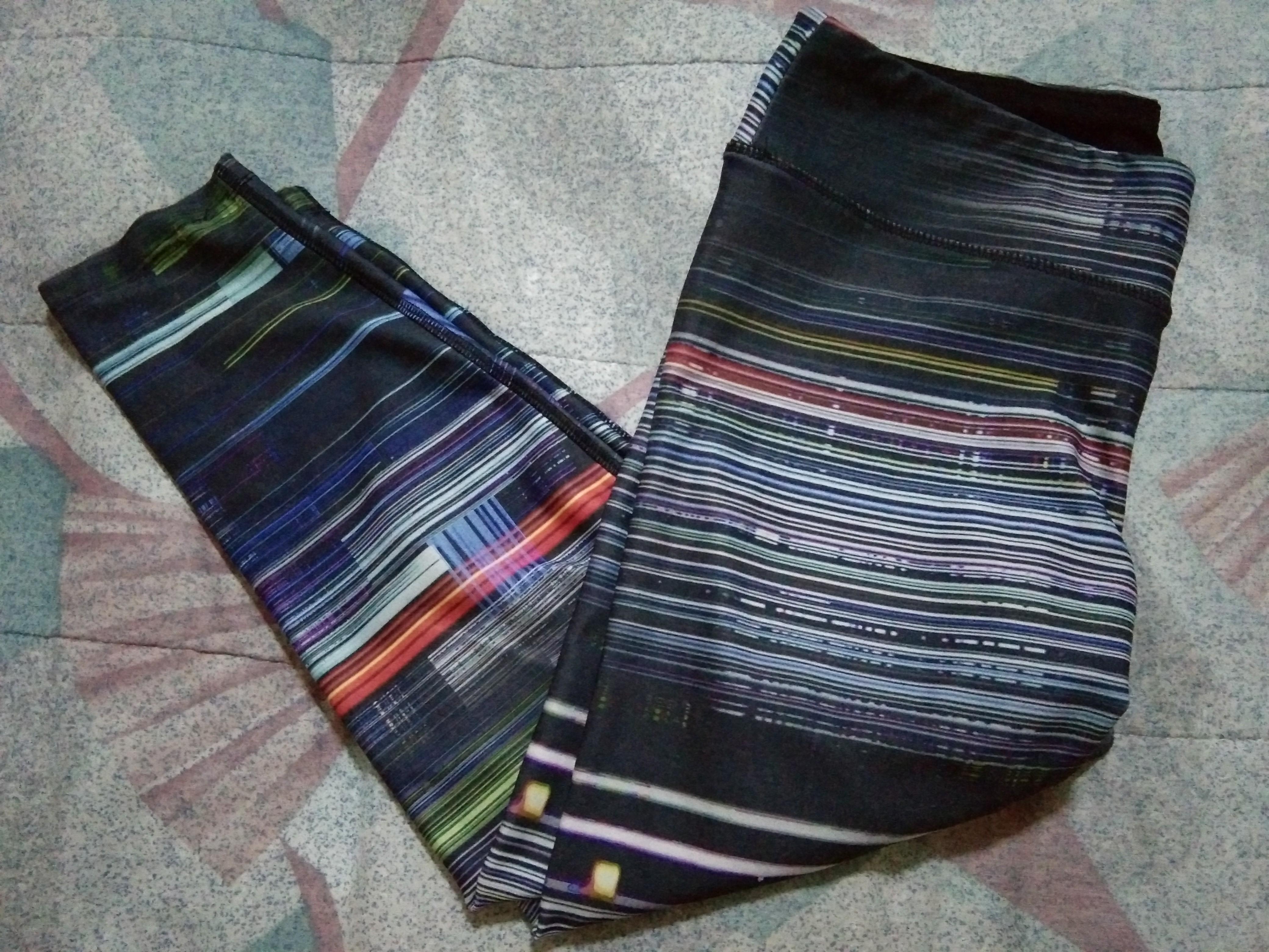 Energy Zone | Gym/Workout Leggings (Category: Activewear) located in Malolos. Submitted by coolfox_22 (Listing ID 240771128, Image 1). Description: Preloved leggings In very good condition Good for jogging, gym, and sports wear..